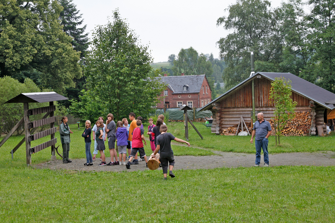 Blick ins Gelände des Walderlebnisgartens.